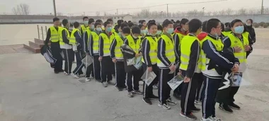 Het is veilig om gezien te worden in reflecterende veiligheidskleding